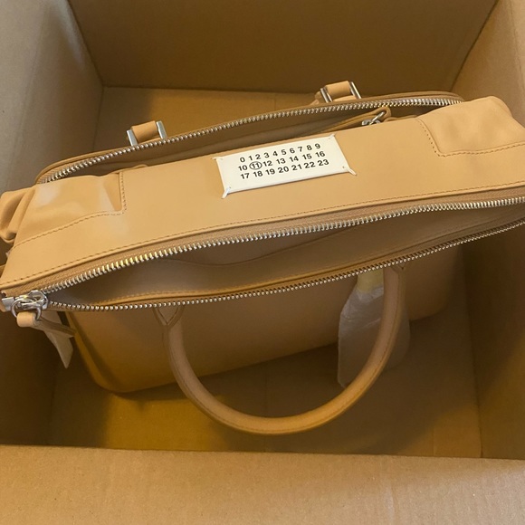 MAISON MARGIELA MEDIUM 5AC SOFT LEATHER TOP HANDLE BAG - Picture 6 of 16